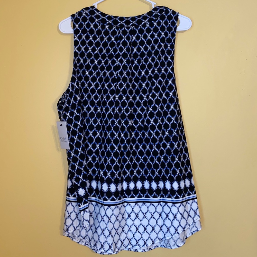 Classy Patterned Blouse - Picture 3 of 3